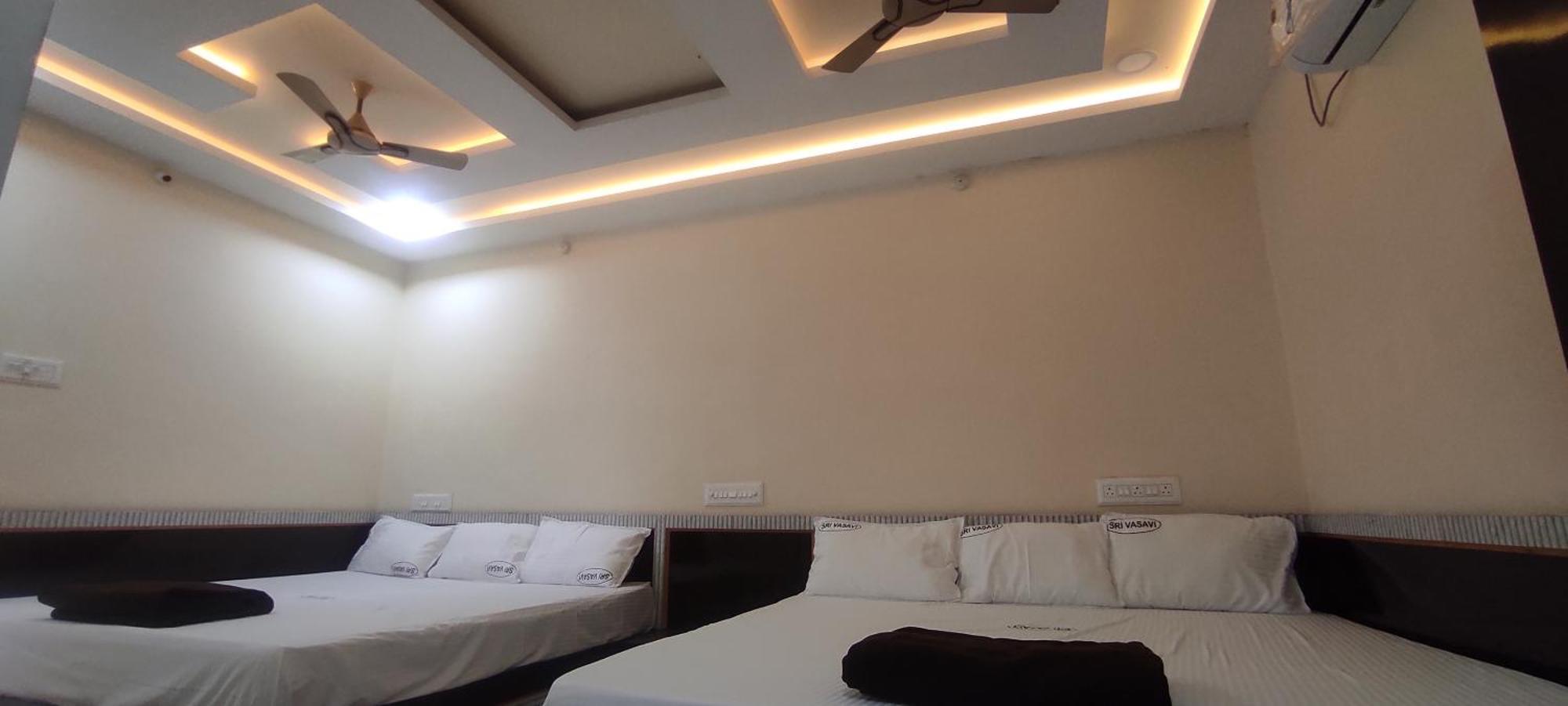Hotel Sri Vasavi Residency Rāmeswaram Esterno foto