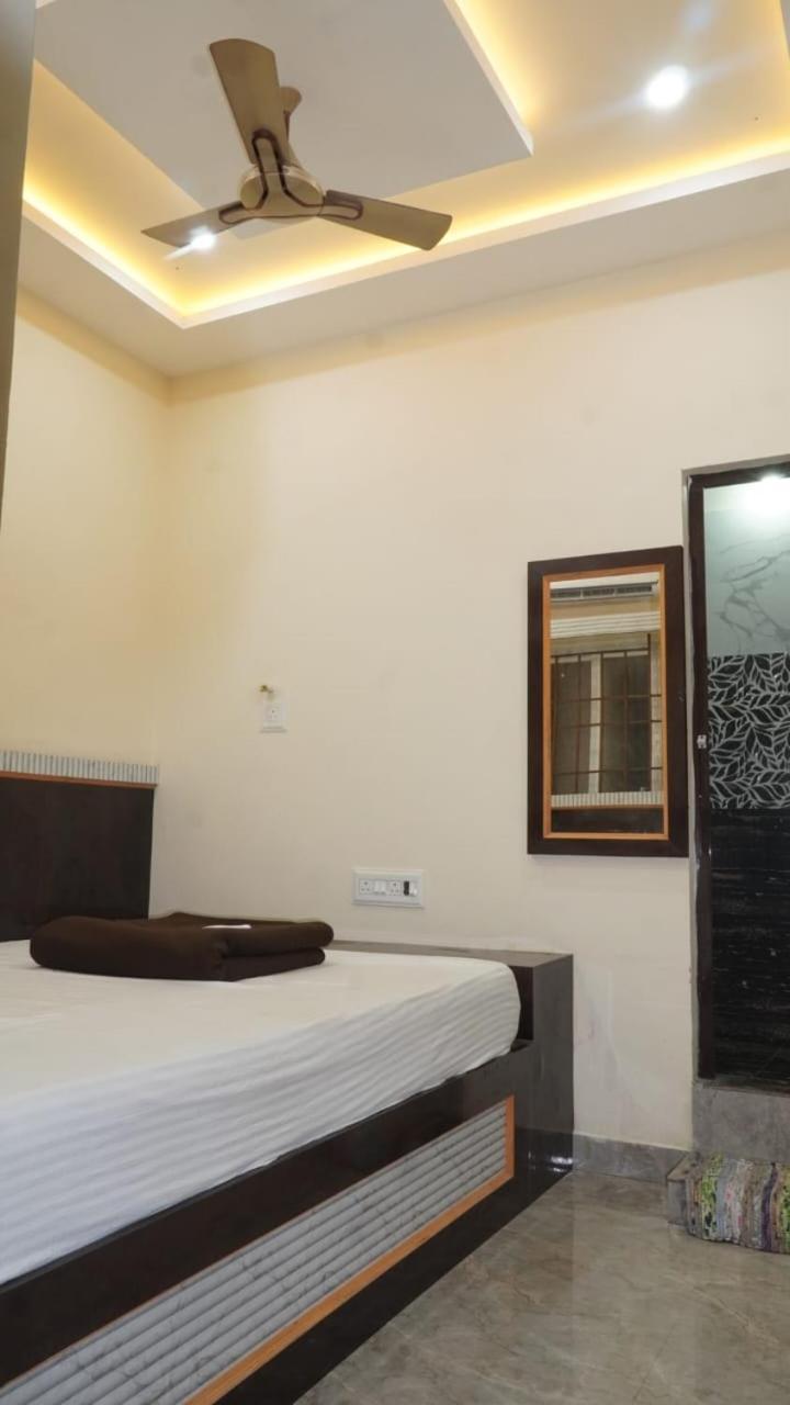 Hotel Sri Vasavi Residency Rāmeswaram Esterno foto