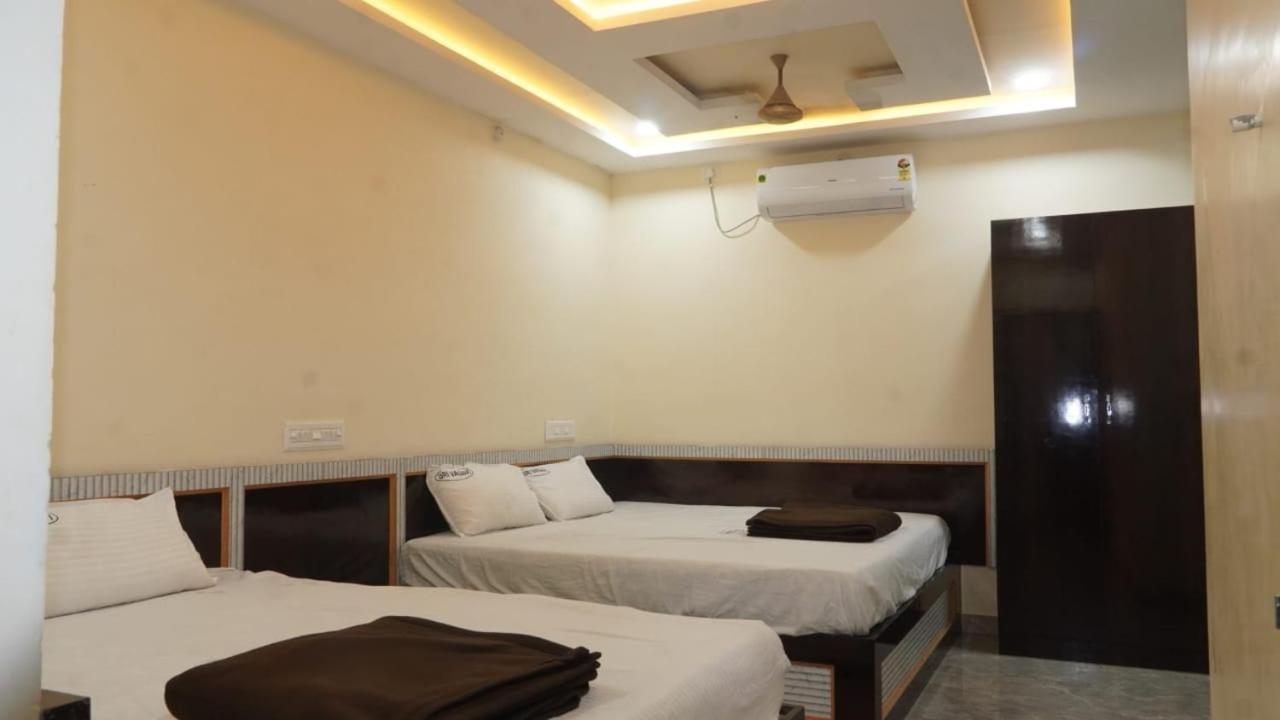 Hotel Sri Vasavi Residency Rāmeswaram Esterno foto