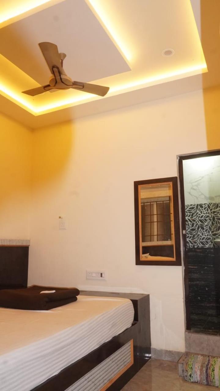 Hotel Sri Vasavi Residency Rāmeswaram Esterno foto